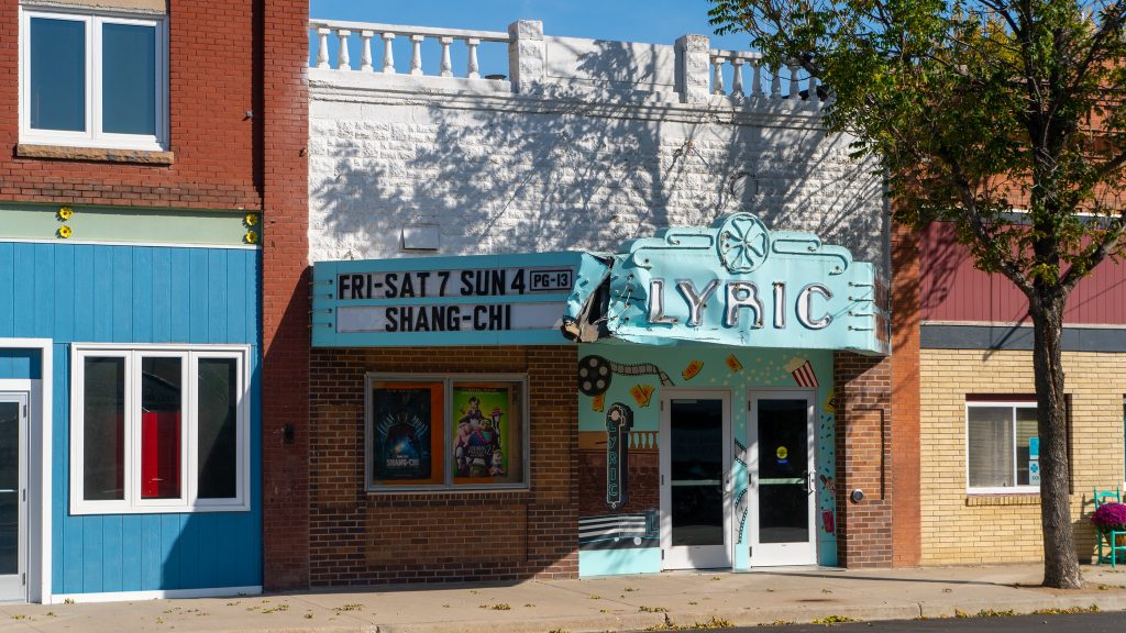 lyric-theatre Park River