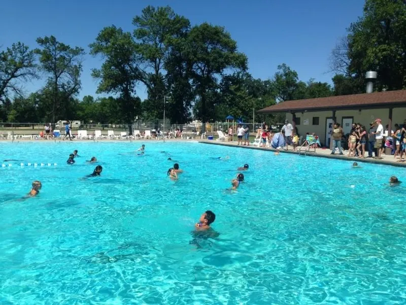 Leistikow Park swimming pool